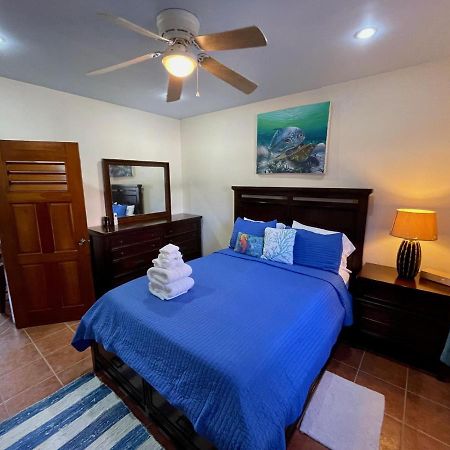 Pura Vida Inn Caye Caulker Εξωτερικό φωτογραφία