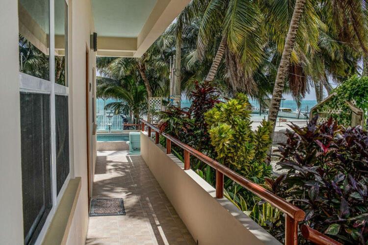 Pura Vida Inn Caye Caulker Εξωτερικό φωτογραφία