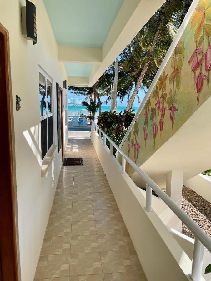 Pura Vida Inn Caye Caulker Εξωτερικό φωτογραφία